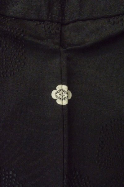 画像5: P0123U 女性用 羽織   シルク（正絹） 黒,  【中古】【USED】【リサイクル】 ★★★★☆【P0123U】 (5)