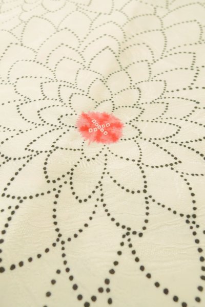 画像8: P0123W 女性用 羽織   化繊 白,  菊 【中古】【USED】【リサイクル】 ★★★★☆【P0123W】 (8)