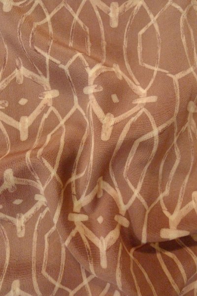 画像11: P0123Z 女性用 羽織   シルク（正絹） 淡い茶色,  抽象的模様 【中古】【USED】【リサイクル】 ★★★★☆【P0123Z】 (11)