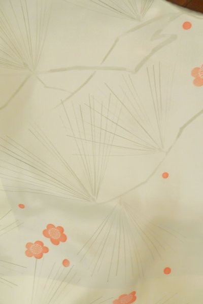 画像13: P0124C 女性用 羽織   シルク（正絹） 深い茶色,  抽象的模様 【中古】【USED】【リサイクル】 ★★★★☆【P0124C】 (13)