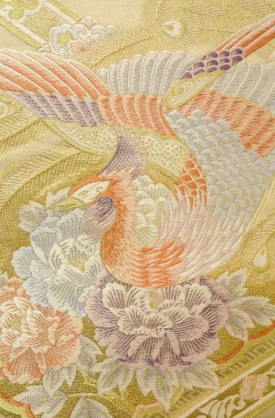 画像6: P0206A 袋帯 女性用着物 シルク（正絹）  光沢のある 金色 ぼたん 【中古】 【USED】 【リサイクル】 ★★★☆☆ (6)