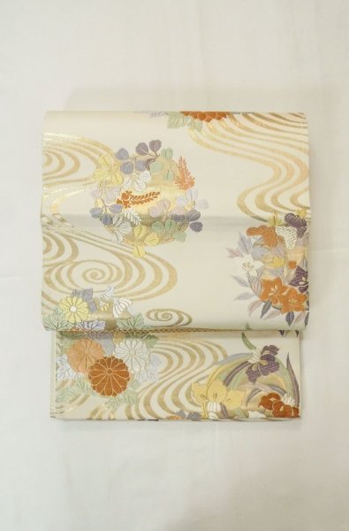 画像2: P0206C 袋帯 女性用着物 シルク（正絹）   オフ　ホワイト 花丸文 【中古】 【USED】 【リサイクル】 ★★★☆☆ (2)