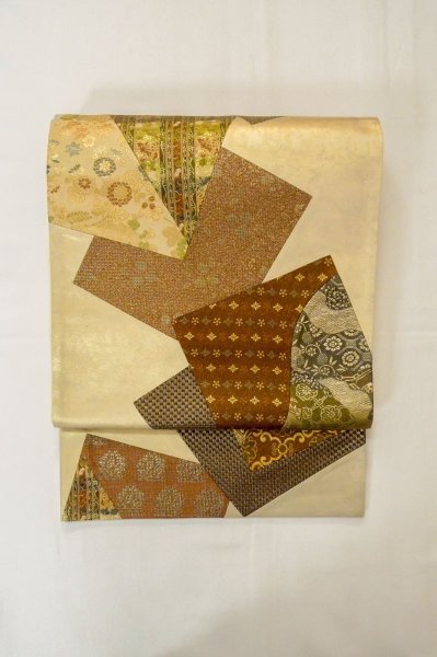 画像2: P0206G 袋帯 女性用着物 シルク（正絹）  淡い マルチカラー ぼたん 【中古】 【USED】 【リサイクル】 ★★★★☆ (2)