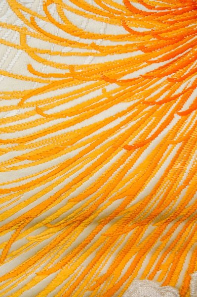 画像6: P0206H 袋帯 女性用着物 シルク（正絹）  光沢のある オフ　ホワイト 菊 【中古】 【USED】 【リサイクル】 ★★★★☆ (6)