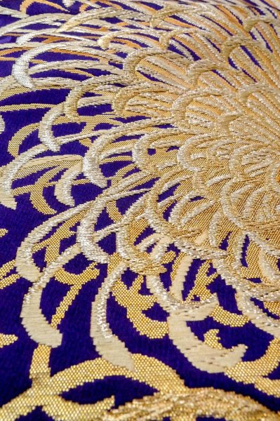 画像10: P0206I 袋帯 女性用着物 シルク（正絹）  鮮やか 紫色 菊 【中古】 【USED】 【リサイクル】 ★★★☆☆ (10)