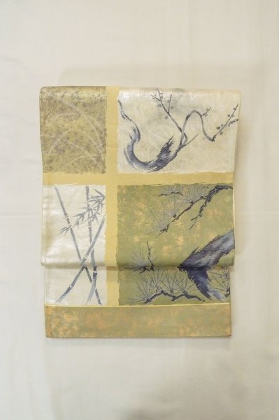 画像2: P0206J 袋帯 女性用着物 シルク（正絹）  薄い オフ　ホワイト 梅 【中古】 【USED】 【リサイクル】 ★★★☆☆ (2)