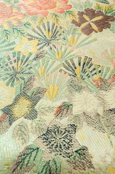 画像10: P0206K 袋帯 女性用着物 シルク（正絹）  光沢のある オフ　ホワイト 花 【中古】 【USED】 【リサイクル】 ★★★★☆ (10)