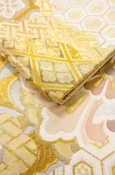 画像15: P0206P 袋帯 女性用着物 シルク（正絹）  薄い 金色 花 【中古】 【USED】 【リサイクル】 ★★★☆☆ (15)