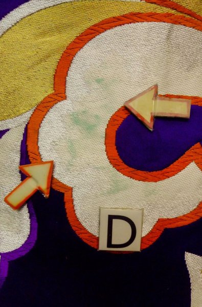 画像15: P0207B 袋帯 女性用着物 シルク（正絹）  鮮やか 紫色 唐草 【中古】 【USED】 【リサイクル】 ★★☆☆☆ (15)