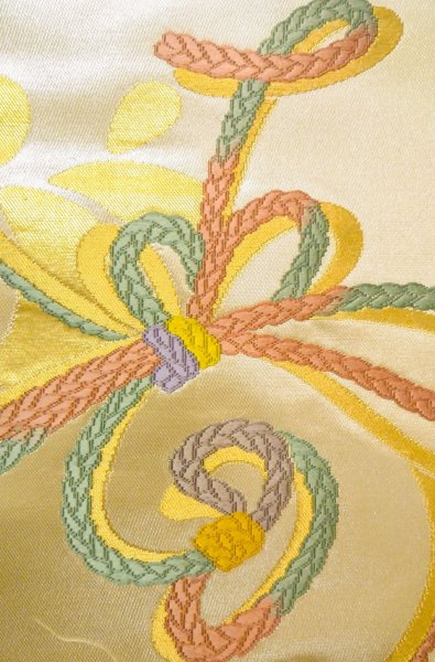 画像5: P0207C 袋帯 女性用着物 シルク（正絹）  光沢のある 金色 花 【中古】 【USED】 【リサイクル】 ★★★★☆ (5)