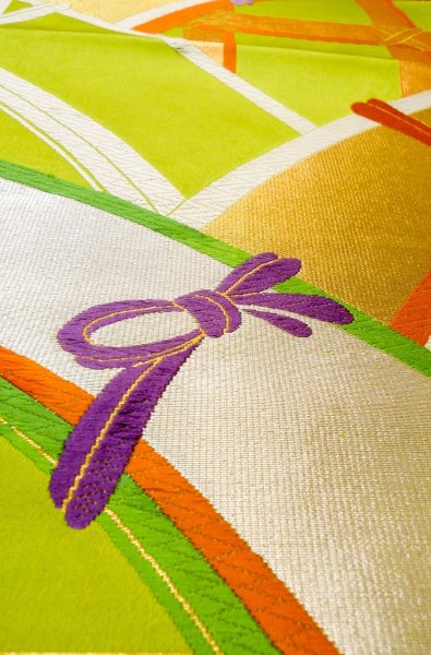 画像10: P0207D 袋帯 女性用着物 シルク（正絹）   黄緑色 線 【中古】 【USED】 【リサイクル】 ★★★☆☆ (10)