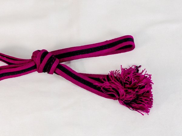 画像4: P0219XO 帯締め 女性用着物 シルク（正絹） 鮮やか 紫み 桃色 縞 【中古】 【USED】 【リサイクル】 ★☆☆☆☆ (4)