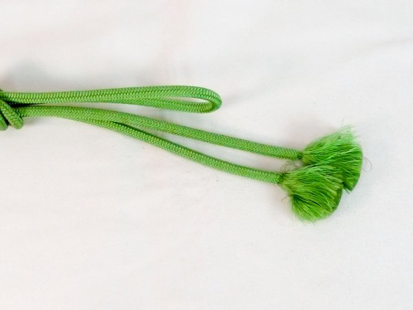画像4: P0220XA 帯締め 女性用着物 シルク（正絹）   緑色 ジグザグ 【中古】 【USED】 【リサイクル】 ★★★★☆ (4)