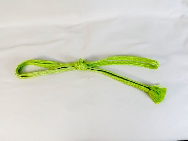 画像1: P0220XD 帯締め 女性用着物 シルク（正絹）  薄い 黄緑色 ジグザグ 【中古】 【USED】 【リサイクル】 ★★★★☆ (1)