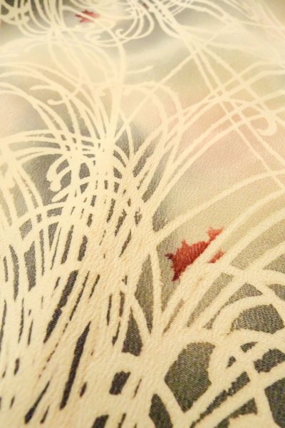 画像10: P0225C 女性用 小紋   シルク（正絹） 淡い灰色がかったマルチカラー,  菊 【中古】【USED】【リサイクル】 ★★☆☆☆【P0225C】 (10)