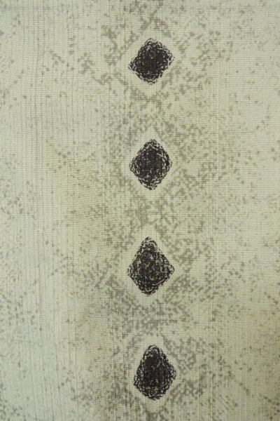 画像5: P0225E 女性用 単衣   シルク（正絹） 薄い灰色,  菱 【中古】【USED】【リサイクル】 ★★★★☆【P0225E】 (5)