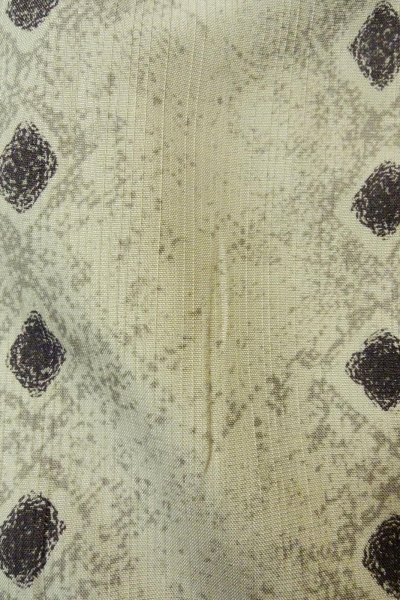 画像7: P0225E 女性用 単衣   シルク（正絹） 薄い灰色,  菱 【中古】【USED】【リサイクル】 ★★★★☆【P0225E】 (7)