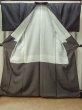 画像2: P0225G 女性用 紬   シルク（正絹） 深い灰色,  抽象的模様 【中古】【USED】【リサイクル】 ★★★★☆【P0225G】 (2)
