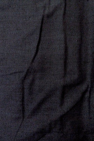 画像4: P0225G 女性用 紬   シルク（正絹） 深い灰色,  抽象的模様 【中古】【USED】【リサイクル】 ★★★★☆【P0225G】 (4)
