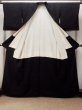 画像2: P0225L 女性用 紋付   シルク（正絹） 黒,  【中古】【USED】【リサイクル】 ★★★★★【P0225L】 (2)