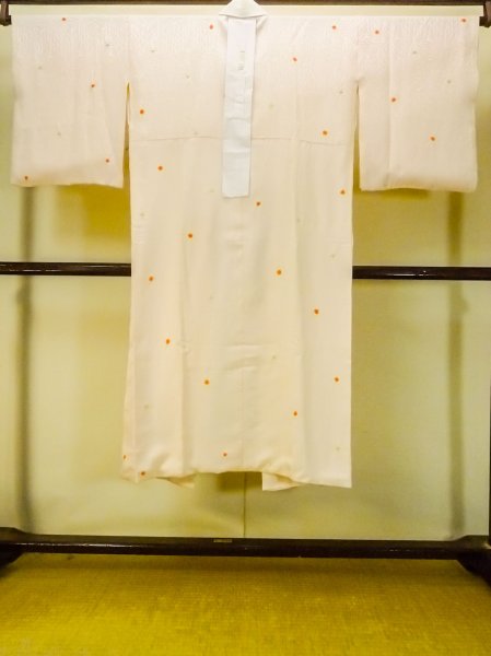 画像2: P0225V 女性用 襦袢   シルク（正絹） 薄い桃色,  丸 【中古】【USED】【リサイクル】 ★★☆☆☆【P0225V】 (2)