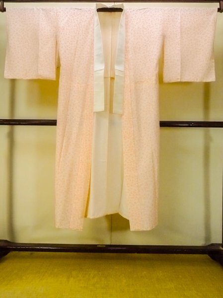 画像1: P0225X 女性用 襦袢   化繊 淡い桃色,  花 【中古】【USED】【リサイクル】 ★★★☆☆【P0225X】 (1)