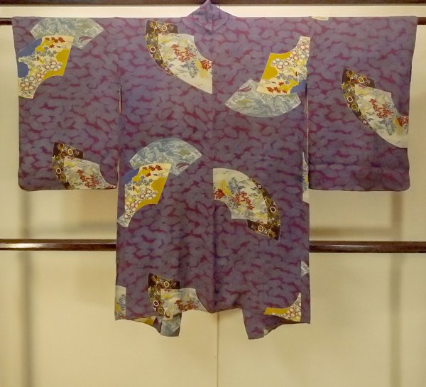 画像2: P0312C 女性用 羽織   シルク（正絹） 深い紫色,  もみじ 【中古】【USED】【リサイクル】 【P0312C】 (2)