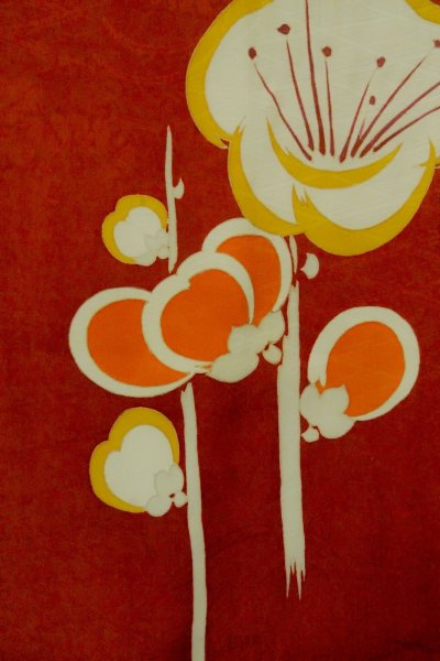 画像4: P0312I 女性用 羽織   シルク（正絹） 深い赤色,  梅 【中古】【USED】【リサイクル】 ★★☆☆☆【P0312I】 (4)