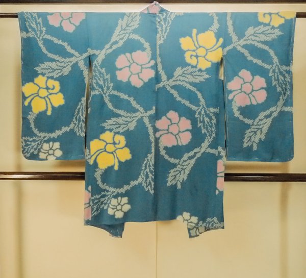 画像2: P0312L 女性用 羽織   シルク（正絹） 深い水色,  花 【中古】【USED】【リサイクル】 ★★☆☆☆【P0312L】 (2)