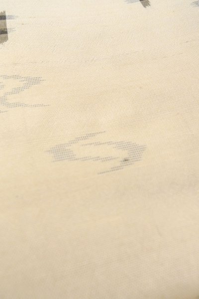 画像10: P0408D 女性用 紬   シルク（正絹） 薄いベージュ,  流水 【中古】【USED】【リサイクル】 ★★☆☆☆【P0408D】 (10)