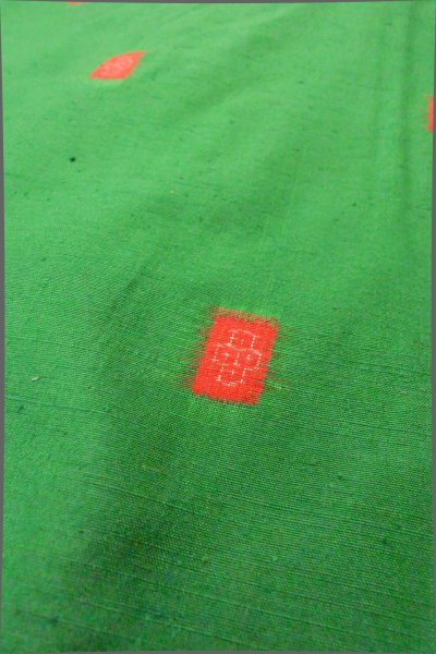 画像10: P0408J 女性用 紬   シルク（正絹） 緑色,  亀甲 【中古】【USED】【リサイクル】 ★★★★☆【P0408J】 (10)
