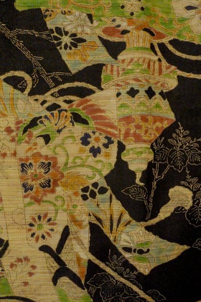 画像4: P0408S 女性用 紬   シルク（正絹） 黒,  桐 【中古】【USED】【リサイクル】 ★★★★☆【P0408S】 (4)