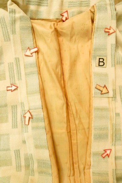 画像16: P0409B 女性用 織  塩沢紬  シルク（正絹） 薄いアイボリー,  四角 【中古】【USED】【リサイクル】 ★★★☆☆【P0409B】 (16)