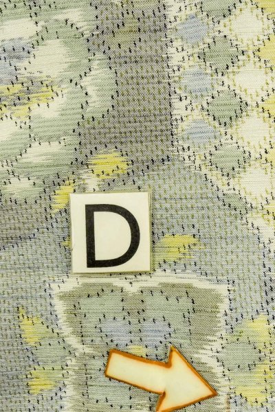 画像17: P0409D 女性用 紬  十日町紬  シルク（正絹） 淡い青緑色,  花 【中古】【USED】【リサイクル】 ★★☆☆☆【P0409D】 (17)
