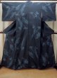 画像1: P0409G 女性用 紬   シルク（正絹） 深い藍,  蝶々 【中古】【USED】【リサイクル】 ★★★★☆【P0409G】 (1)