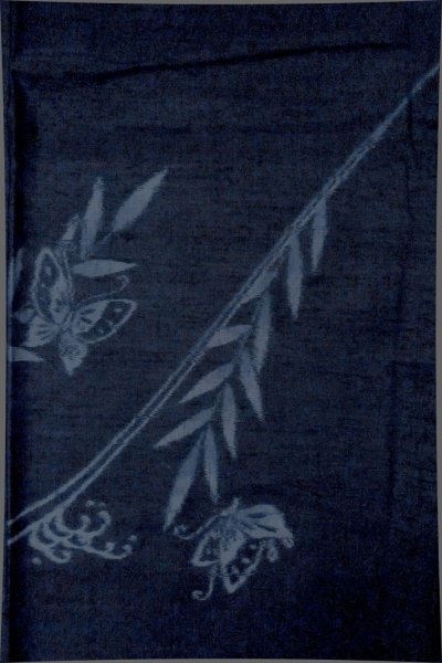 画像4: P0409G 女性用 紬   シルク（正絹） 深い藍,  蝶々 【中古】【USED】【リサイクル】 ★★★★☆【P0409G】 (4)