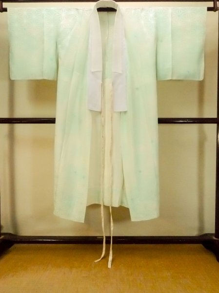 画像1: P0421B 女性用 襦袢   シルク（正絹） 淡い水色,  ぼかし 【中古】【USED】【リサイクル】 ★★☆☆☆【P0421B】 (1)