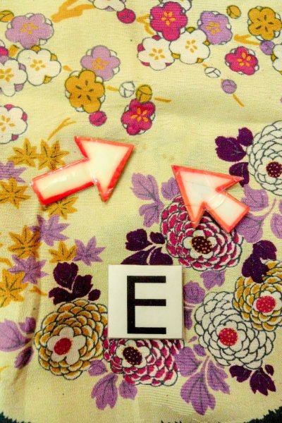 画像18: P0421D 女性用 襦袢   シルク（正絹） 深い緑色,  ぼたん 【中古】【USED】【リサイクル】 ★☆☆☆☆【P0421D】 (18)