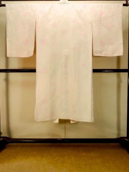 画像2: P0421O 女性用 襦袢   シルク（正絹） 淡い桃色,  ぼかし 【中古】【USED】【リサイクル】 ★★★☆☆【P0421O】 (2)