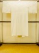 画像2: P0421U 女性用 襦袢   化繊 光沢のある白,  【中古】【USED】【リサイクル】 ★★★☆☆【P0421U】 (2)