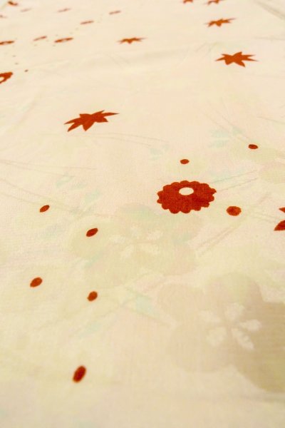 画像8: P0421Z 女性用 襦袢   シルク（正絹） 淡い桃色,  菊 【中古】【USED】【リサイクル】 ★★☆☆☆【P0421Z】 (8)