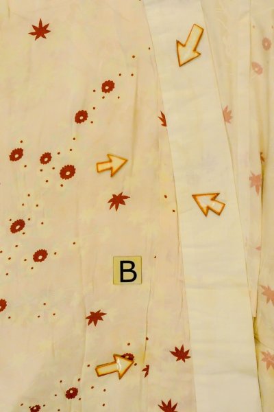 画像14: P0421Z 女性用 襦袢   シルク（正絹） 淡い桃色,  菊 【中古】【USED】【リサイクル】 ★★☆☆☆【P0421Z】 (14)