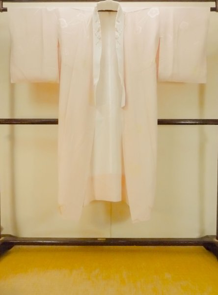 画像1: P0422D 女性用 襦袢   シルク（正絹） 淡い桃色,  梅 【中古】【USED】【リサイクル】 ★★☆☆☆【P0422D】 (1)