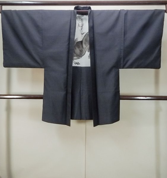 画像1: P0526D 男性用 羽織  大島紬  シルク（正絹） 深い藍,  亀甲 【中古】【USED】【リサイクル】 ★★★☆☆【P0526D】 (1)