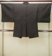 画像2: P0526K 男性用 羽織   シルク（正絹） 黒,  木 【中古】【USED】【リサイクル】 ★★★★☆【P0526K】 (2)