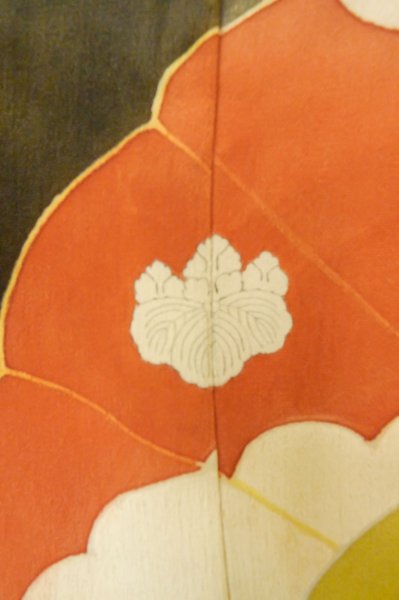 画像30: P0616B 女性用 振袖   シルク（正絹） 黒,  ぼたん 【中古】【USED】【リサイクル】 ★★☆☆☆【P0616B】 (30)