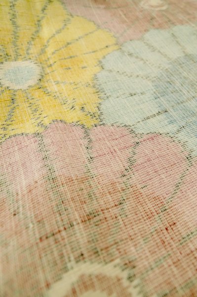 画像10: P0616I 女性用 紬   シルク（正絹） 淡いマルチカラー,  菊 【中古】【USED】【リサイクル】 ★★☆☆☆【P0616I】 (10)