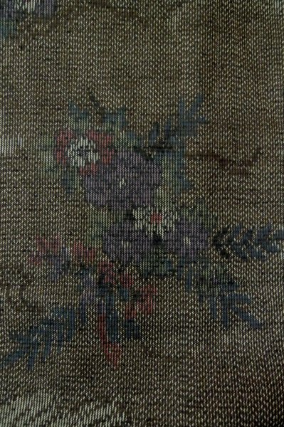 画像5: P0616N 女性用 紬  十日町紬  シルク（正絹） 深い灰色,  花 【中古】【USED】【リサイクル】 ★★★★☆【P0616N】 (5)