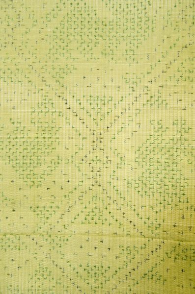 画像7: P0616U 女性用 紬   シルク（正絹） 黄緑色,  抽象的模様 【中古】【USED】【リサイクル】 ★★☆☆☆【P0616U】 (7)