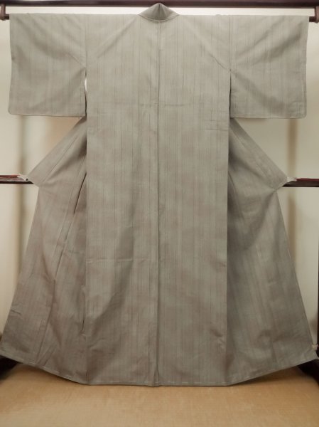 画像1: P0616V 女性用 紬   シルク（正絹） 茶色み灰色,  縞 【中古】【USED】【リサイクル】 ★★★★★【P0616V】 (1)